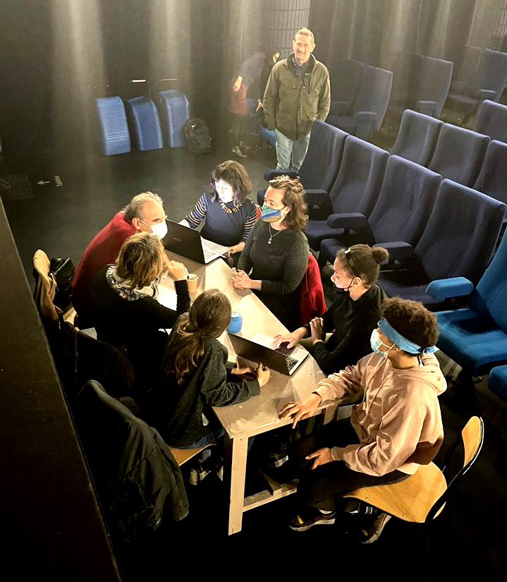 Photo d'une séance de travail Flip/Flap Battle d'audiodescription