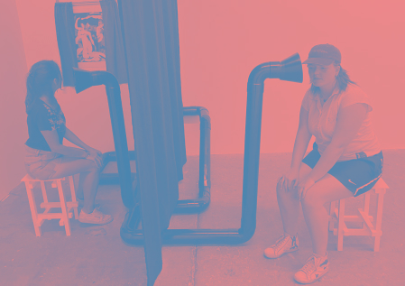 Photo d'une installation de sensibilisation Proxémie